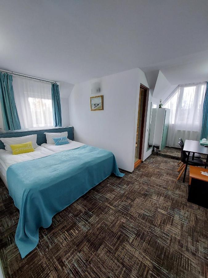 Pension Casablanca Campina Esterno foto