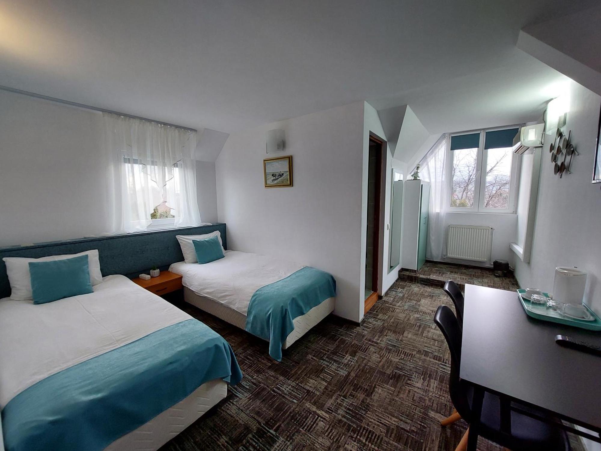 Pension Casablanca Campina Esterno foto